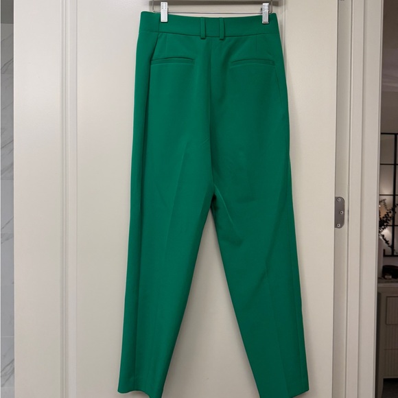 Express Vibrant Green Suit Set - Picture 3 of 7